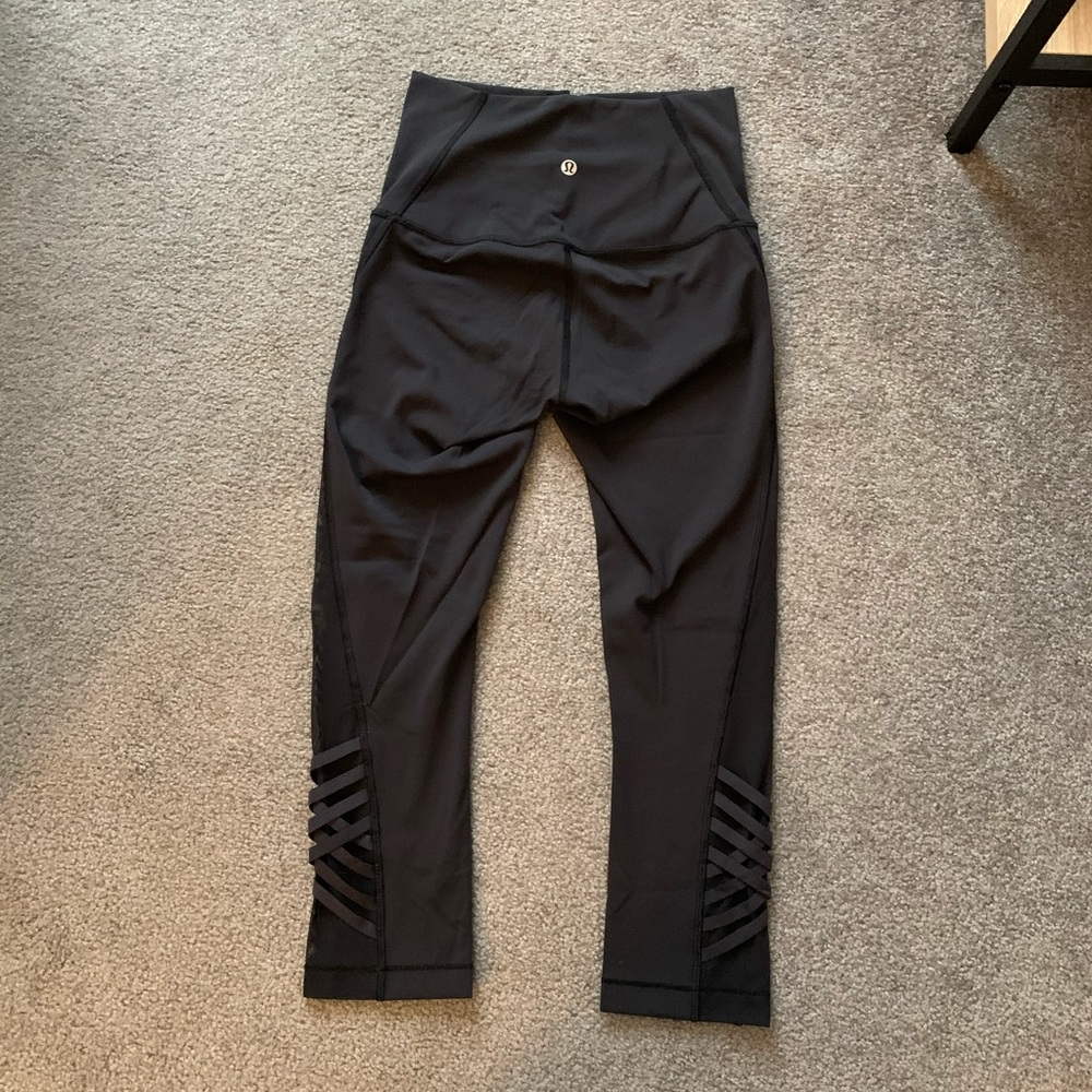 Lululemon cropped leggings